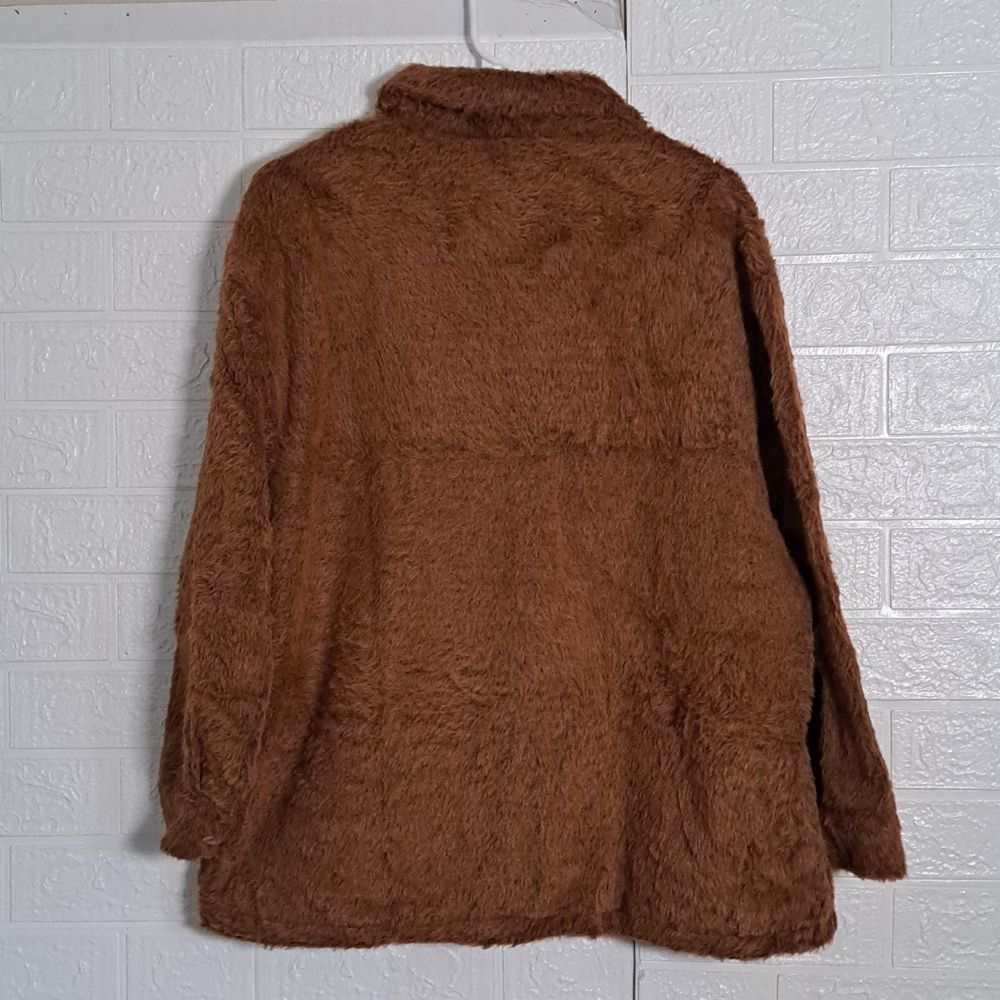 Cotton Emporium Fuzzy Front Pockets Shirt Jacket Shacket - Picture 9 of 10